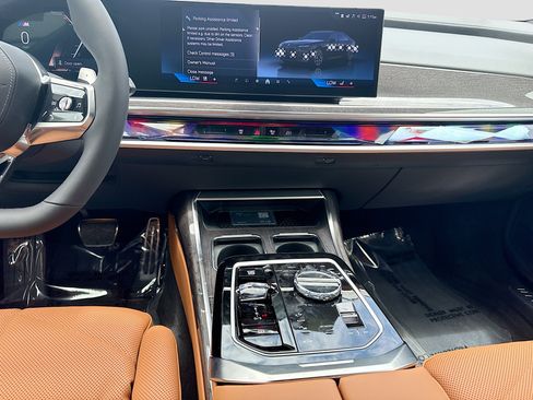 New 2026 BMW 740i w/ Premium Package RWD image 19