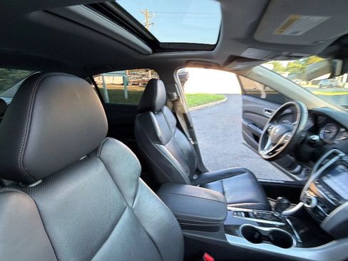Used 2020 Acura TLX w/ Technology Package FWD image 57