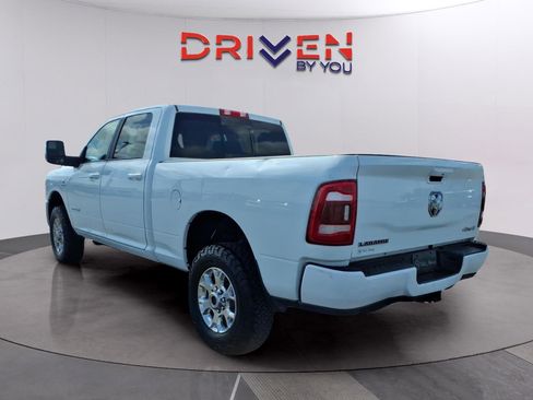 Used 2024 RAM 2500 Laramie AWD/4WD image 3