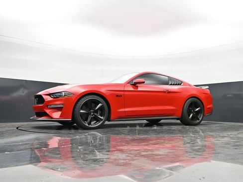 Used 2022 Ford Mustang GT Premium w/ GT Performance Package RWD image 38