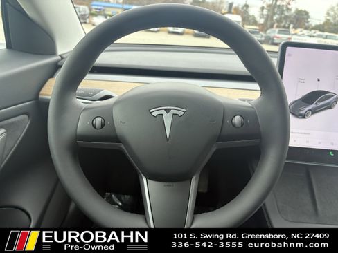 Used 2021 Tesla Model 3 Long Range image 22