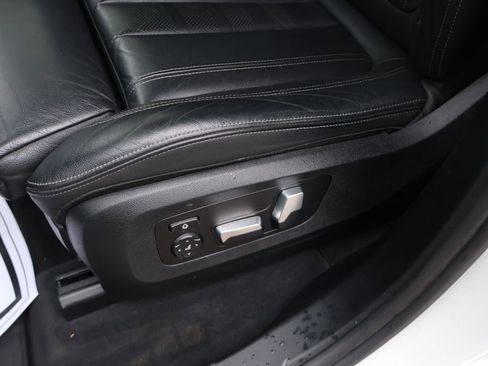 Used 2020 BMW X7 xDrive40i w/ Premium Package AWD/4WD image 23
