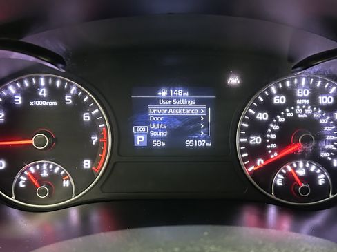 Used 2020 Kia Optima LX image 10