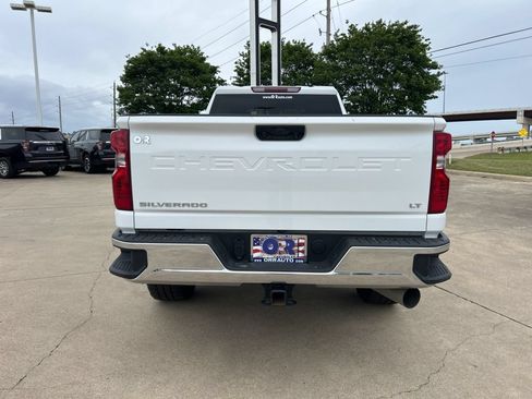 Used 2025 Chevrolet Silverado 2500 LT w/ Convenience Package AWD/4WD image 5