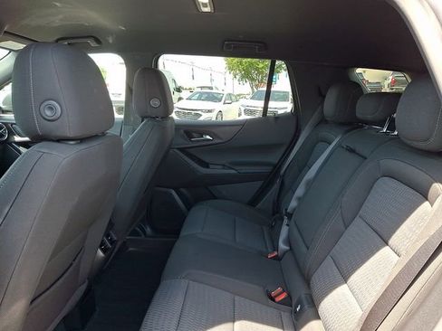 Used 2026 Chevrolet Equinox LT FWD image 10