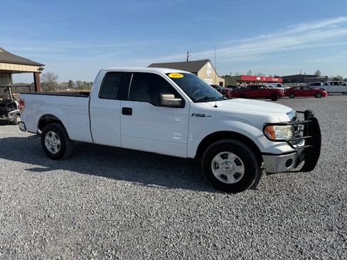 Used 2014 Ford F150 XLT w/ Trailer Tow Package image 2