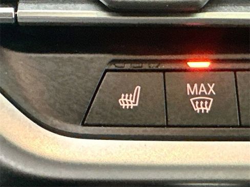 Used 2024 BMW X4 xDrive30i image 18