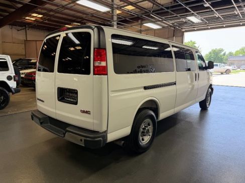 Used 2025 GMC Savana 3500 LT w/ LT Preferred Equipment Group RWD image 4