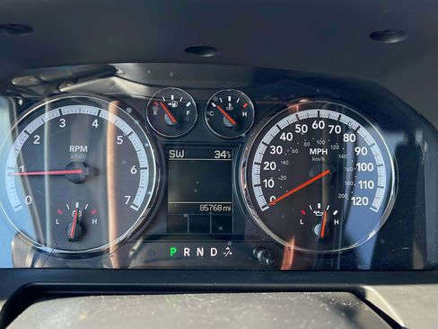 Used 2012 RAM 1500 Laramie AWD/4WD image 12