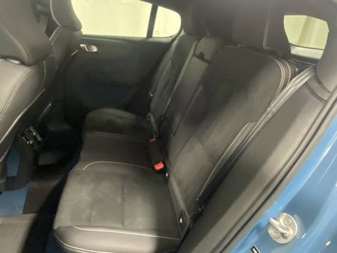 Used 2023 Volvo C40 P8 Recharge Ultimate w/ Protection Package Premier image 13