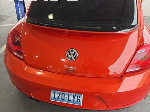 Used 2016 Volkswagen Beetle 1.8T SE image 6