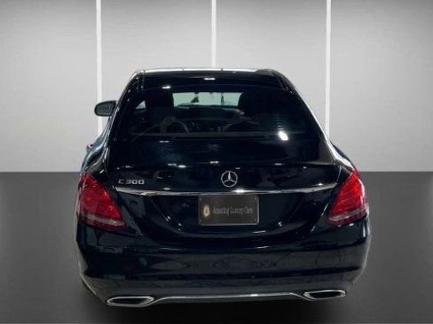 Used 2018 Mercedes-Benz C 300 Sedan image 8