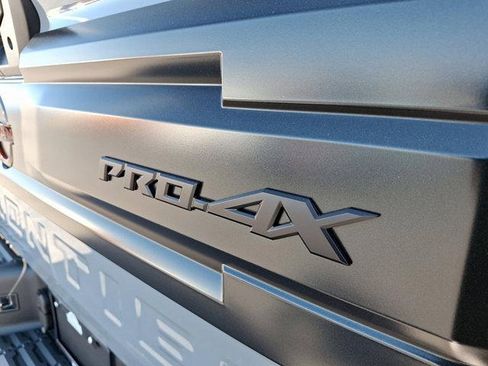 New 2025 Nissan Frontier PRO-4X w/ Pro Premium Package image 10