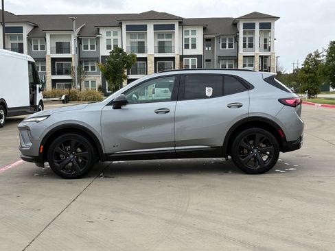 Used 2025 Buick Envision Sport Touring AWD/4WD image 4