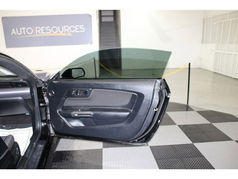 Used 2015 Ford Mustang GT image 18