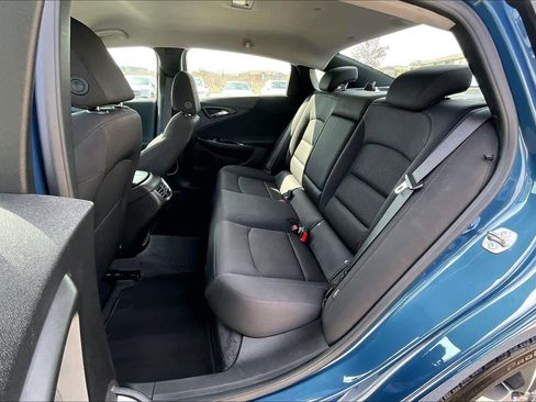 Used 2025 Chevrolet Malibu LT image 21
