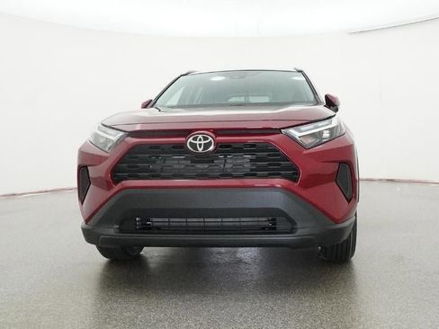 New 2025 Toyota RAV4 XLE image 31