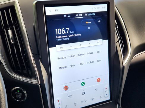 Used 2023 Ford Edge ST image 20