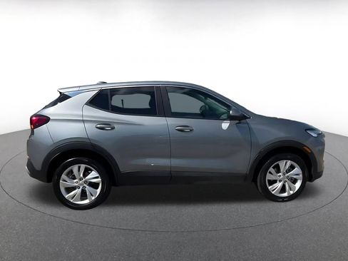 Used 2025 Buick Encore GX Preferred AWD/4WD image 16