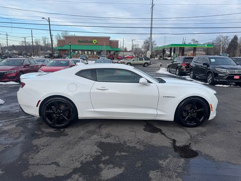 Used 2018 Chevrolet Camaro LT w/ RS Package image 8