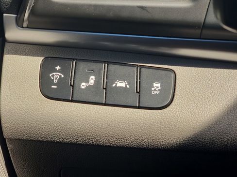 Used 2020 Hyundai Elantra Value Edition image 36
