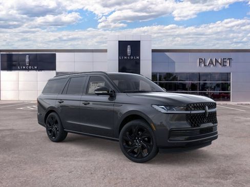 New 2026 Lincoln Navigator Black Label AWD/4WD image 7
