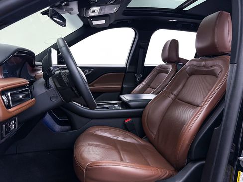 Used 2023 Lincoln Aviator Reserve w/ Jet Package image 21