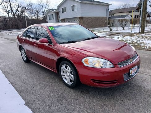 Used 2015 Chevrolet Impala LT w/ LT Sunroof Package image 4