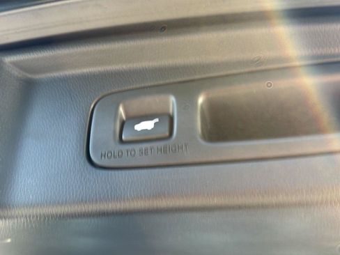 Used 2024 Honda CR-V EX-L image 31