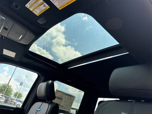 New 2025 Ford F150 Platinum w/ Equipment Group 702A High image 35