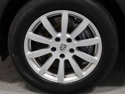 Used 2022 Porsche Cayenne image 39