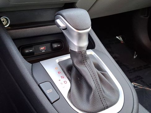 Used 2023 Kia Forte LXS image 16