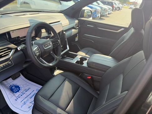 New 2026 GMC Acadia Elevation w/ Black Edition AWD/4WD image 16
