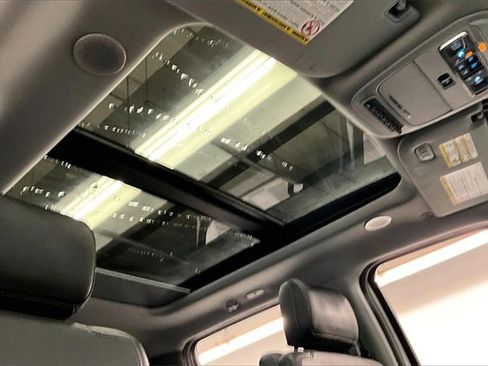 Used 2023 Ford F350 Lariat w/ Lariat Ultimate Package image 16