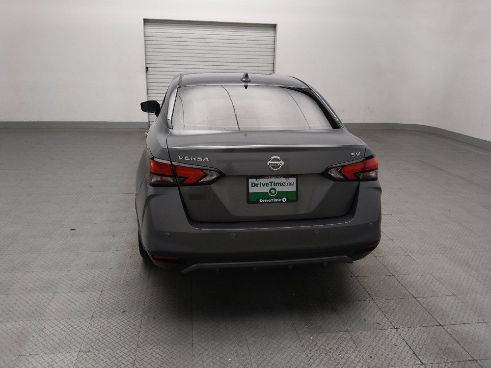 Used 2020 Nissan Versa SV FWD image 6