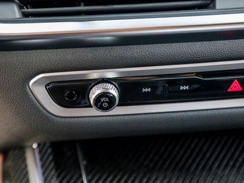 New 2026 BMW X7 M60i image 17