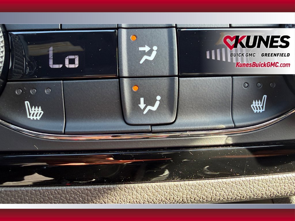 New 2026 Buick Envista Sport Touring w/ Convenience I Package FWD image 32