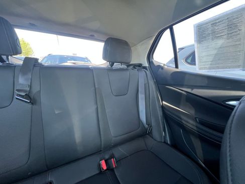 Used 2025 Buick Encore GX Preferred image 37