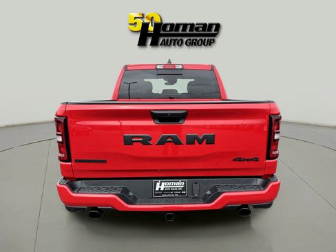Used 2025 RAM 1500 Big Horn AWD/4WD image 4