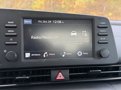 Used 2025 Hyundai Elantra Sport image 8