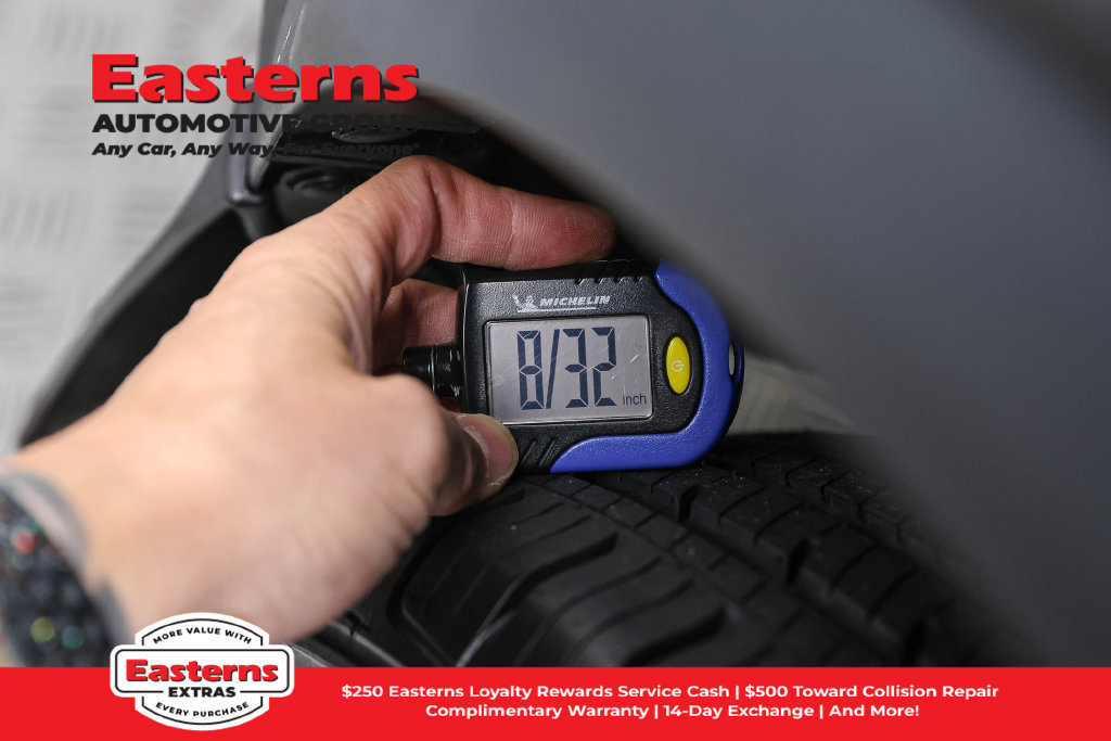 Used 2022 Ford Escape S AWD/4WD image 30