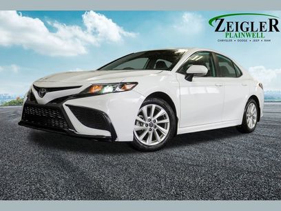 Used 2023 Toyota Camry SE