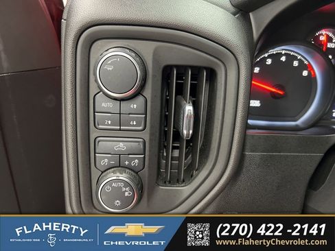 Used 2021 Chevrolet Silverado 1500 Custom Trail Boss AWD/4WD image 21