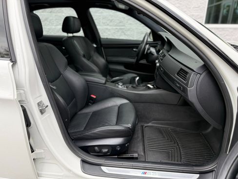 Used 2011 BMW M3 Sedan RWD image 28