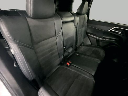 Used 2024 Mitsubishi Outlander SE AWD/4WD image 20