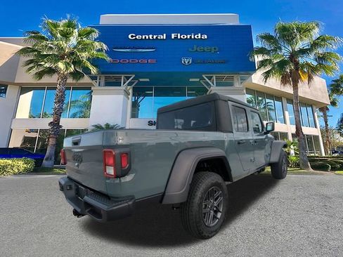 New 2026 Jeep Gladiator Sport image 5