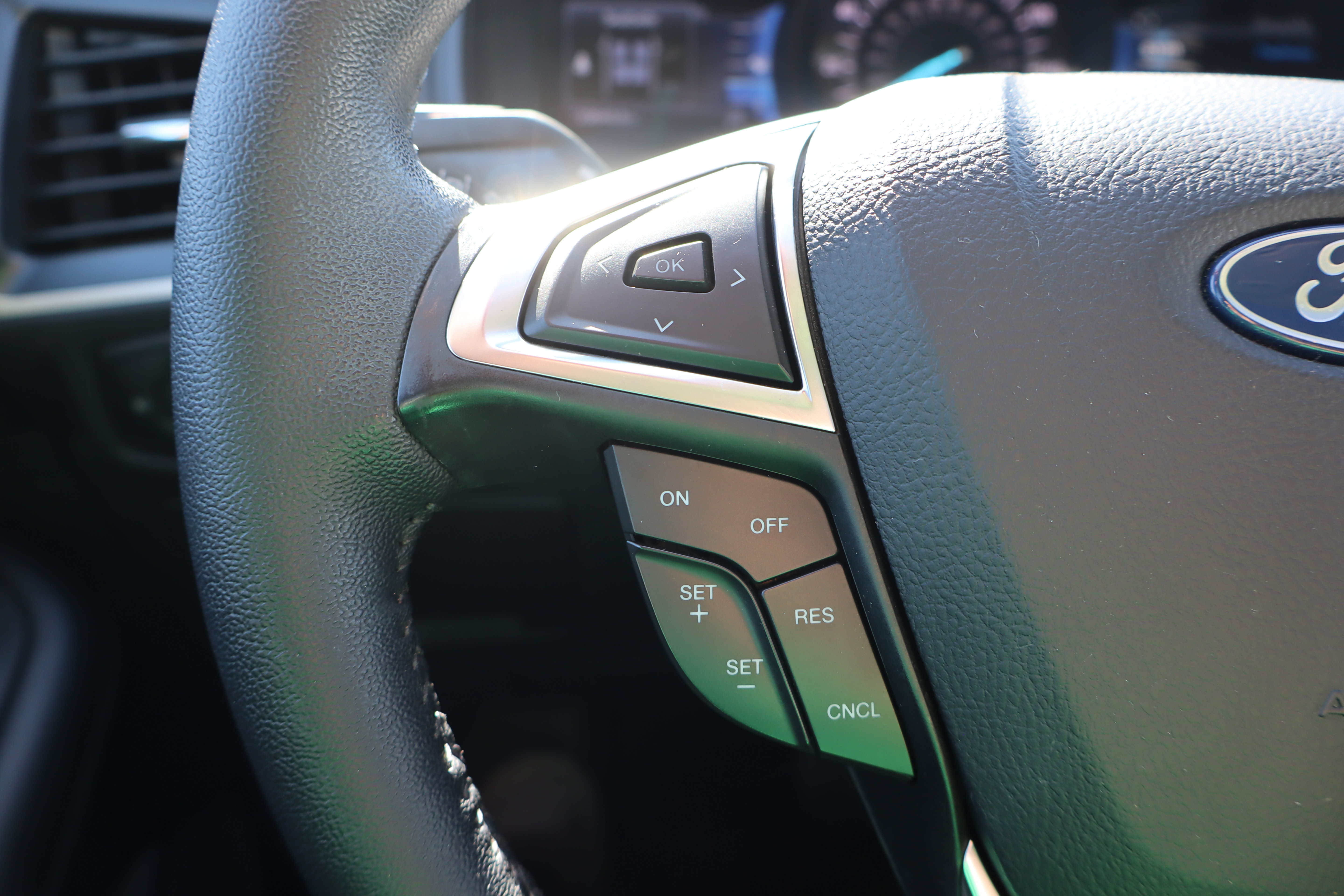 Used 2024 Ford Edge SEL w/ Convenience Package AWD/4WD image 15