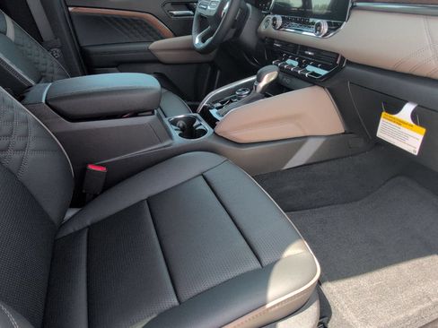 New 2026 GMC Canyon Denali AWD/4WD image 32