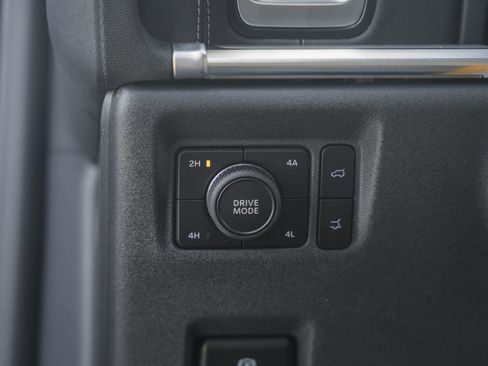 New 2025 Ford Expedition Platinum w/ Driver's Package image 55