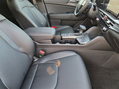 New 2026 Kia Sportage SX image 10